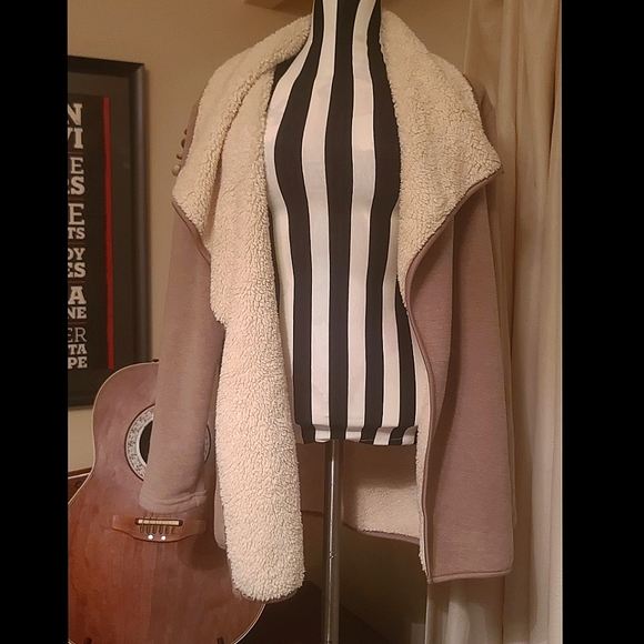 🎸2/$25 Sherpa Open Jacket - Picture 4 of 10